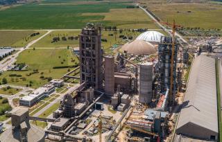  Loma Negra expects Argentina's cement demand to continue rising