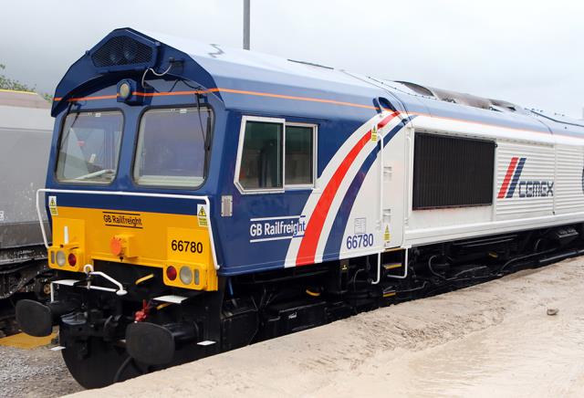 CEMEX upgrades its UK rail network